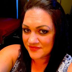 Meet your Posher, Charity